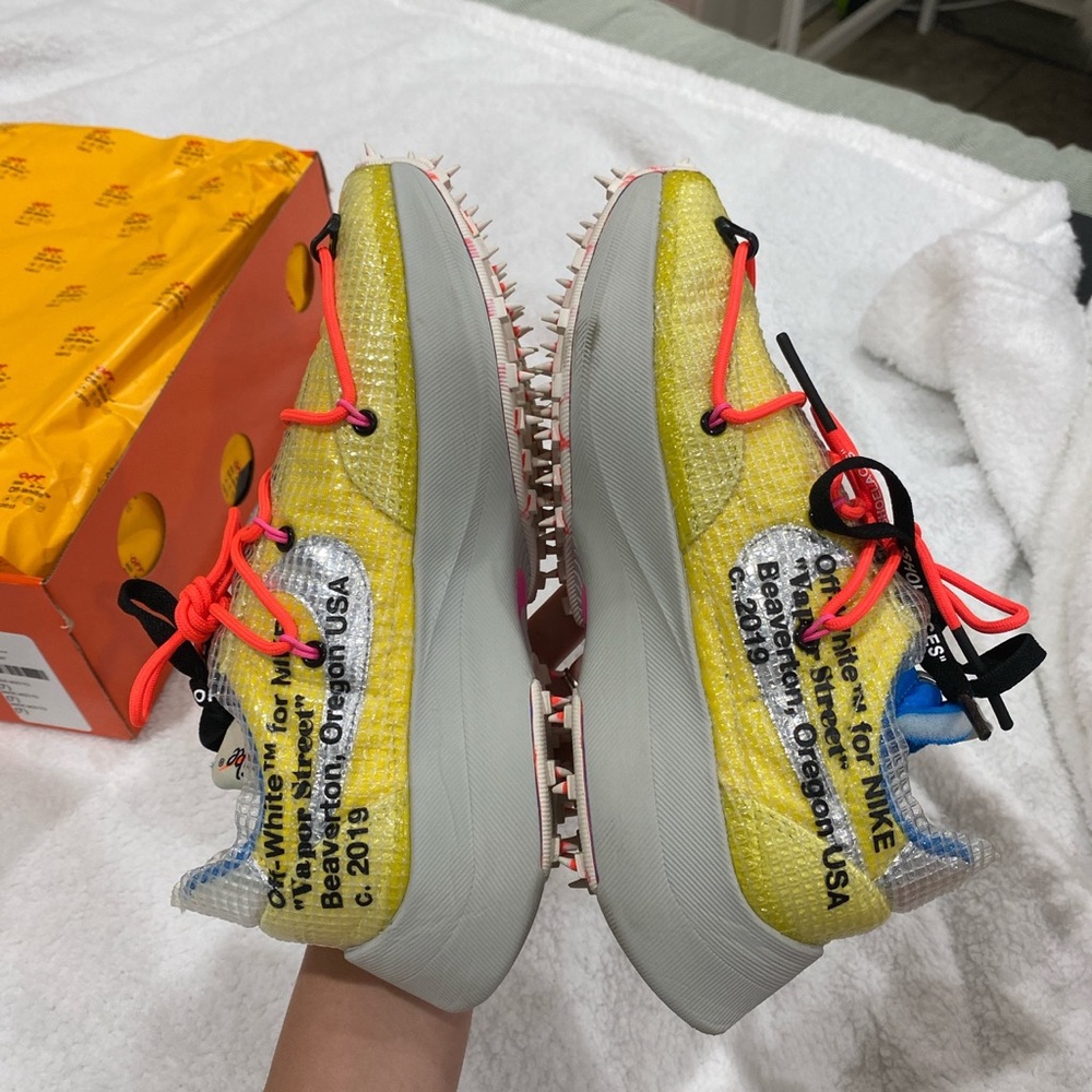 Nike x Off-White WS Vapor Street in Tour Yellow ✨